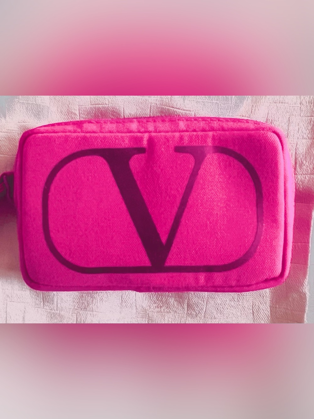 Valentino Small Makeup Clutch Logo Bag Change Purse New / no box ~ Hot Pink